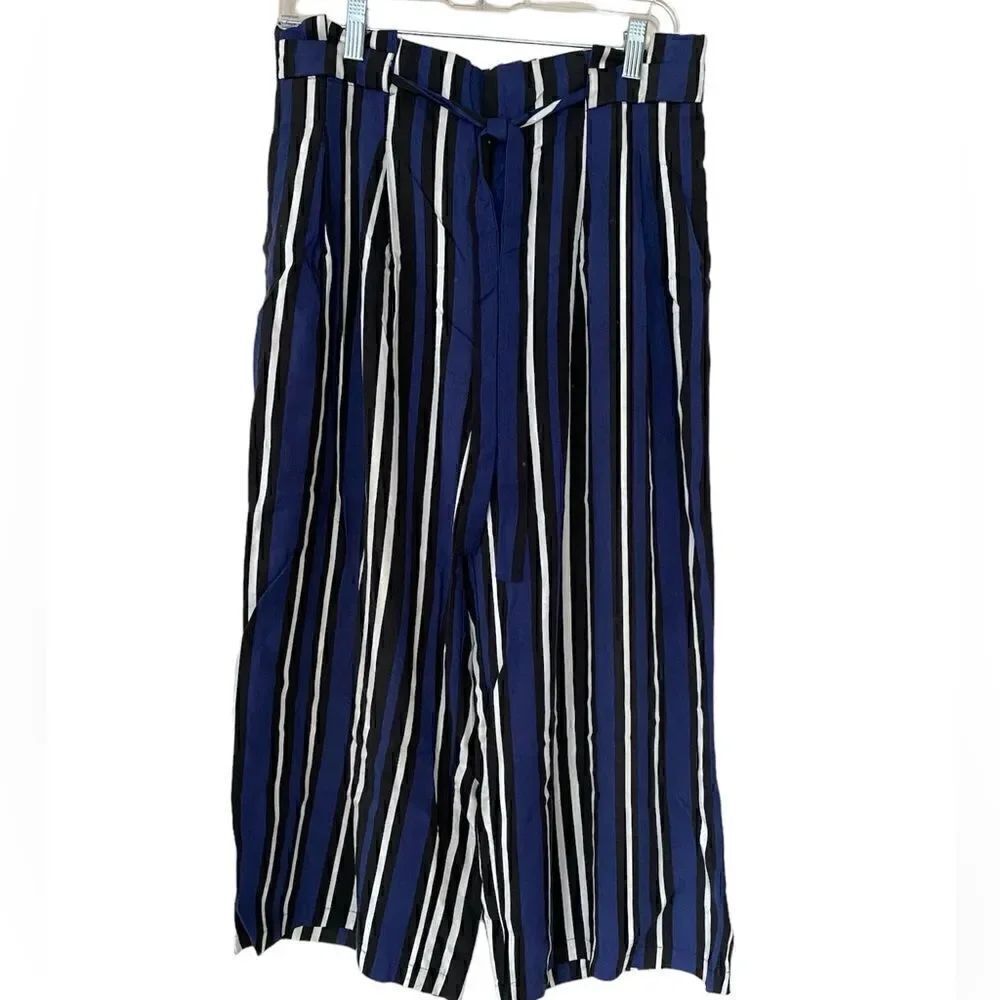 Adrienne Vittadini Striped Guacho Pant
